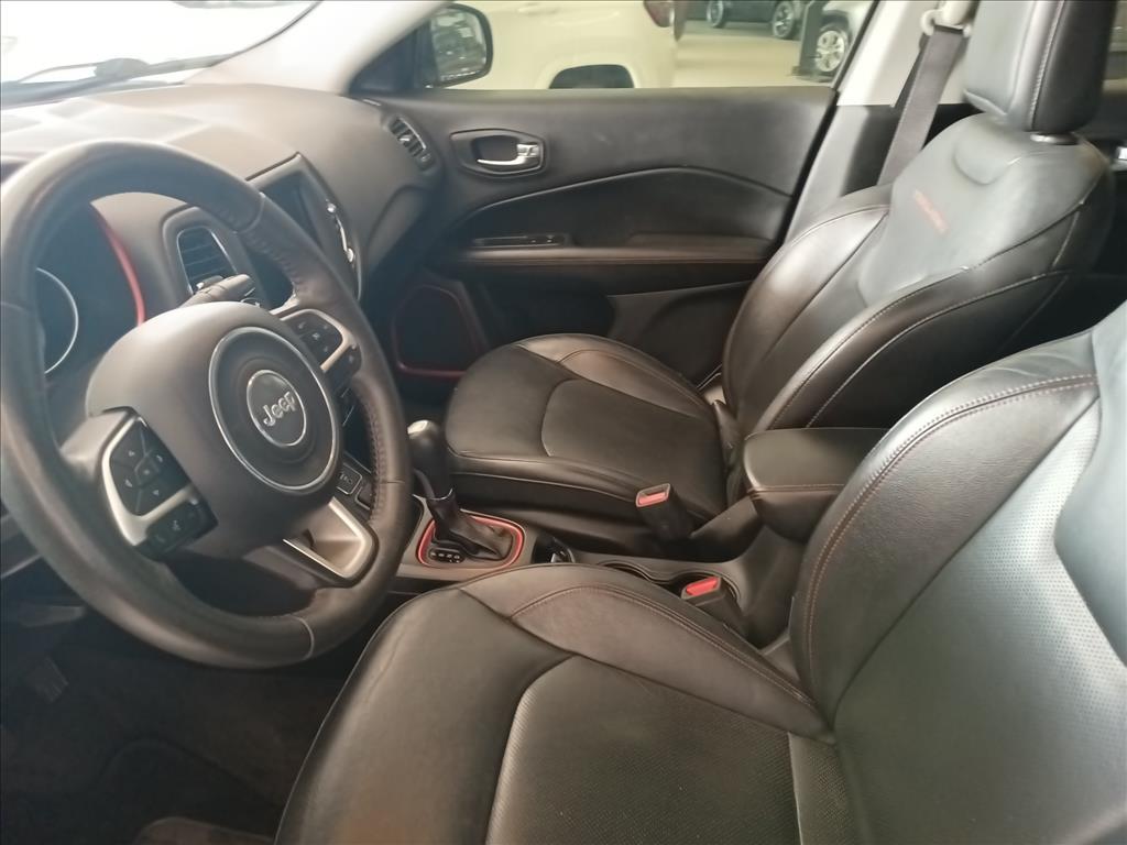 COMPASS 2.0 16V DIESEL TRAILHAWK 4X4 AUTOMÁTICO8