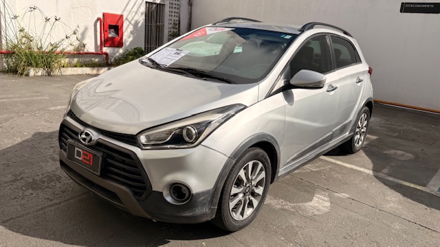Hyundai-HB20X-1.6 16V PREMIUM FLEX 4P AUTOMÁTICO