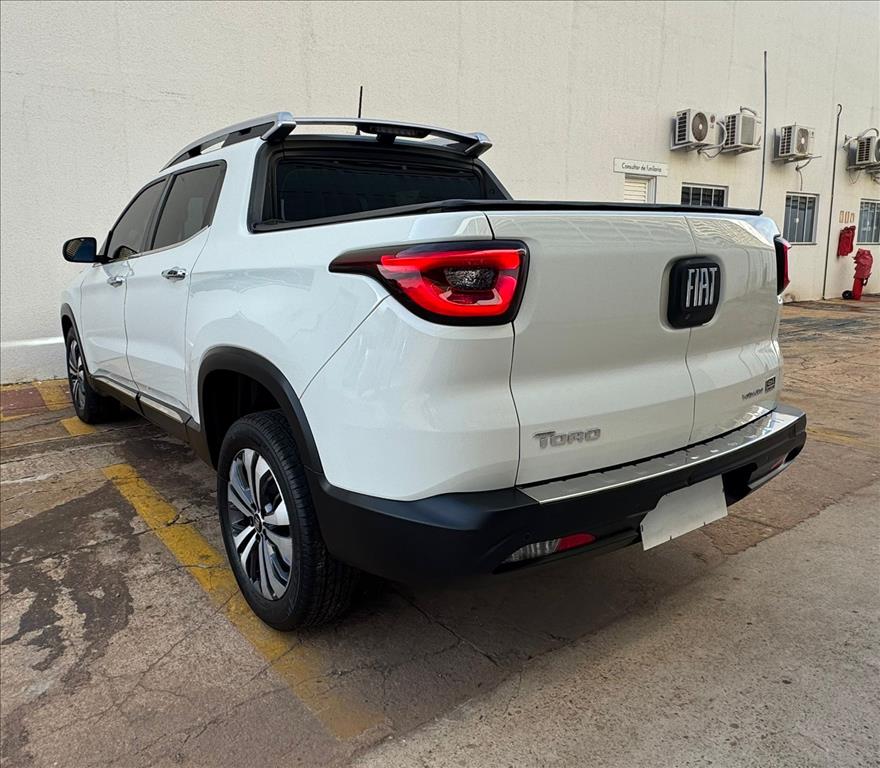 TORO 2.0 16V TURBO DIESEL VOLCANO 4WD AT97