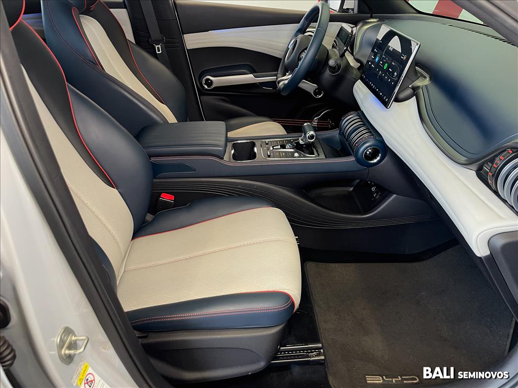 YUAN PLUS 60,8 KW ELÉTRICO12