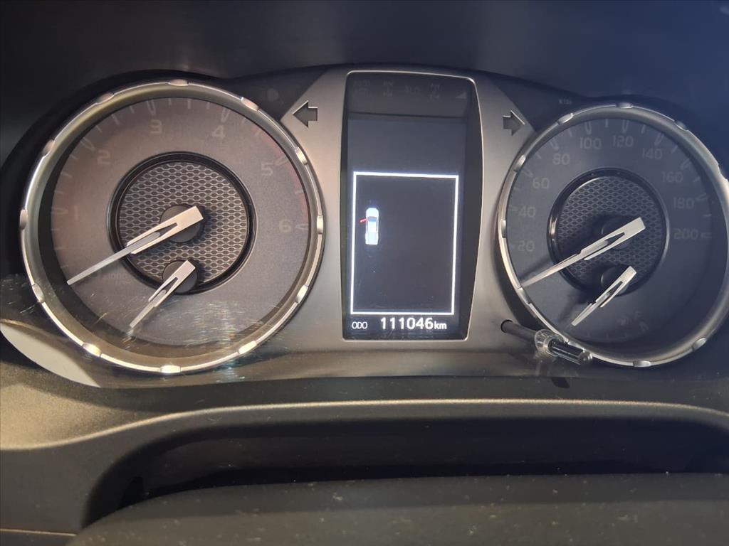 HILUX 2.8 D-4D TURBO DIESEL CD SRV 4X4 AUTOMÁTICO6