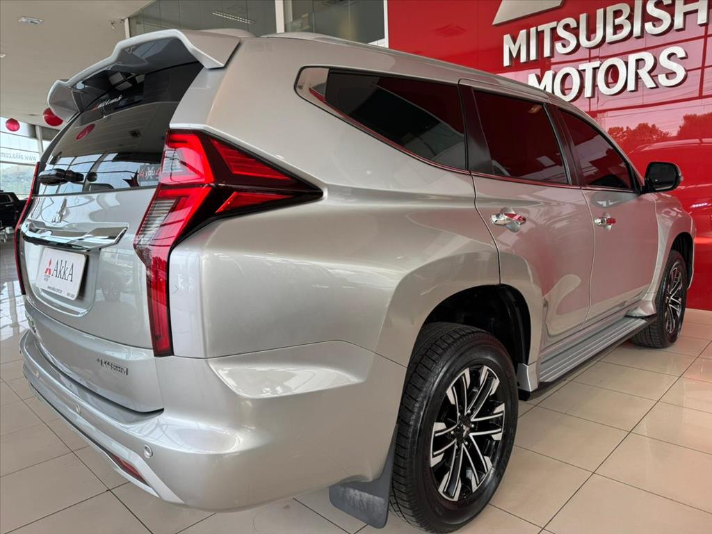Mitsubishi-PAJERO SPORT-2.4 16V MIVEC TURBO DIESEL HPE-S AWD AUTOMÁTICO