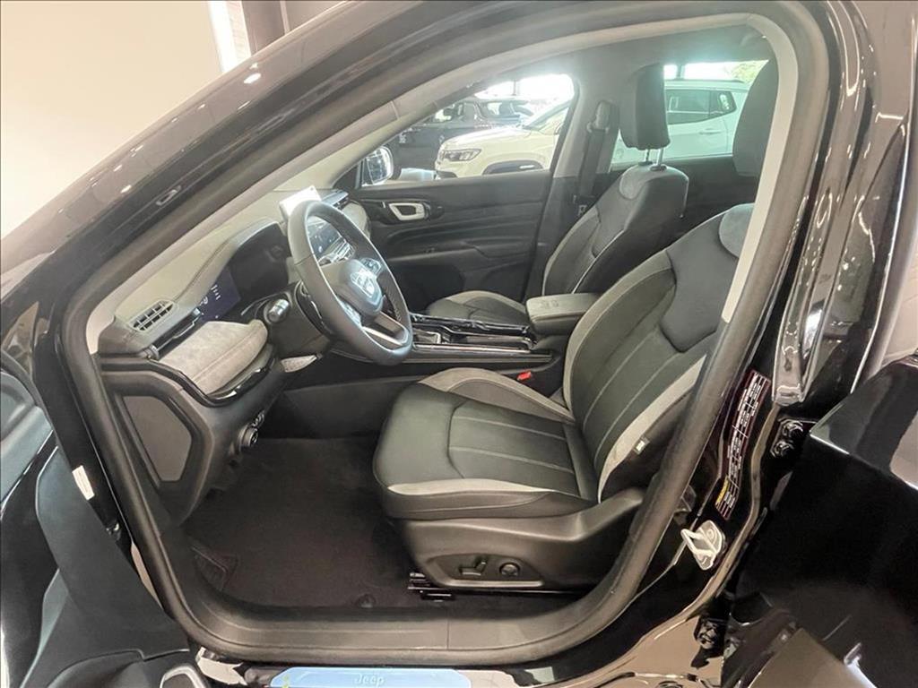 COMMANDER 1.3 T270 TURBO FLEX LIMITED AT610