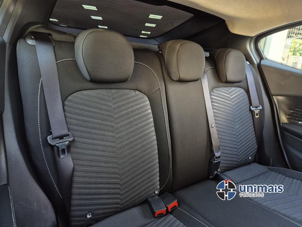 FIAT FASTBACK 1.0 TURBO 200 HYBRID AUDACE CVT — foto 19