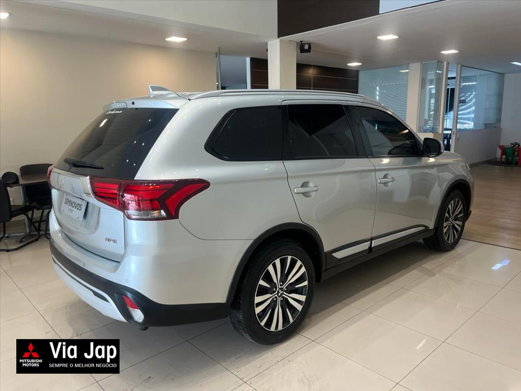 Mitsubishi-OUTLANDER-2.0 MIVEC GASOLINA HPE AUTOMÁTICO