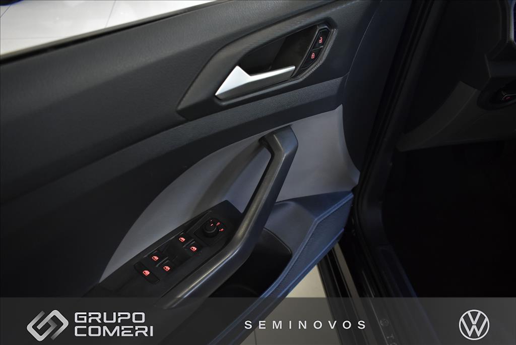T-CROSS 1.0 200 TSI TOTAL FLEX SENSE AUTOMÁTICO13