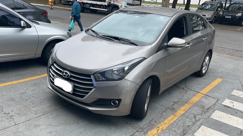 Hyundai-HB20S-1.6 COMFORT STYLE 16V FLEX 4P AUTOMÁTICO