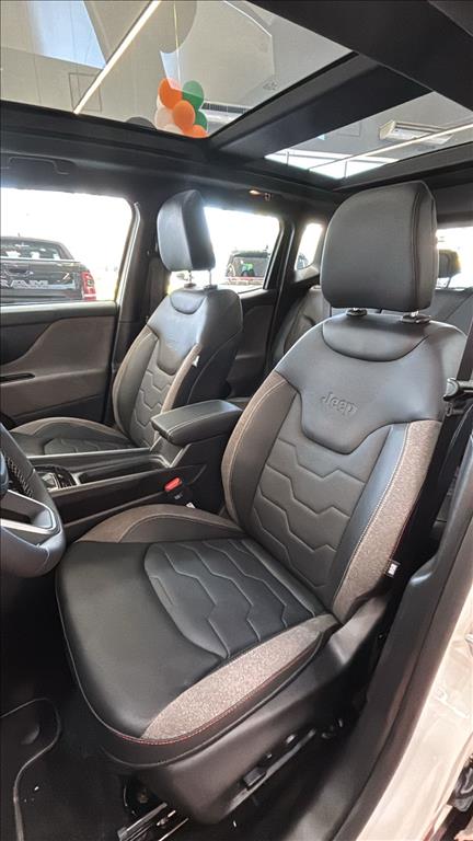 RENEGADE 1.3 T270 TURBO MHEV SAHARA AT67