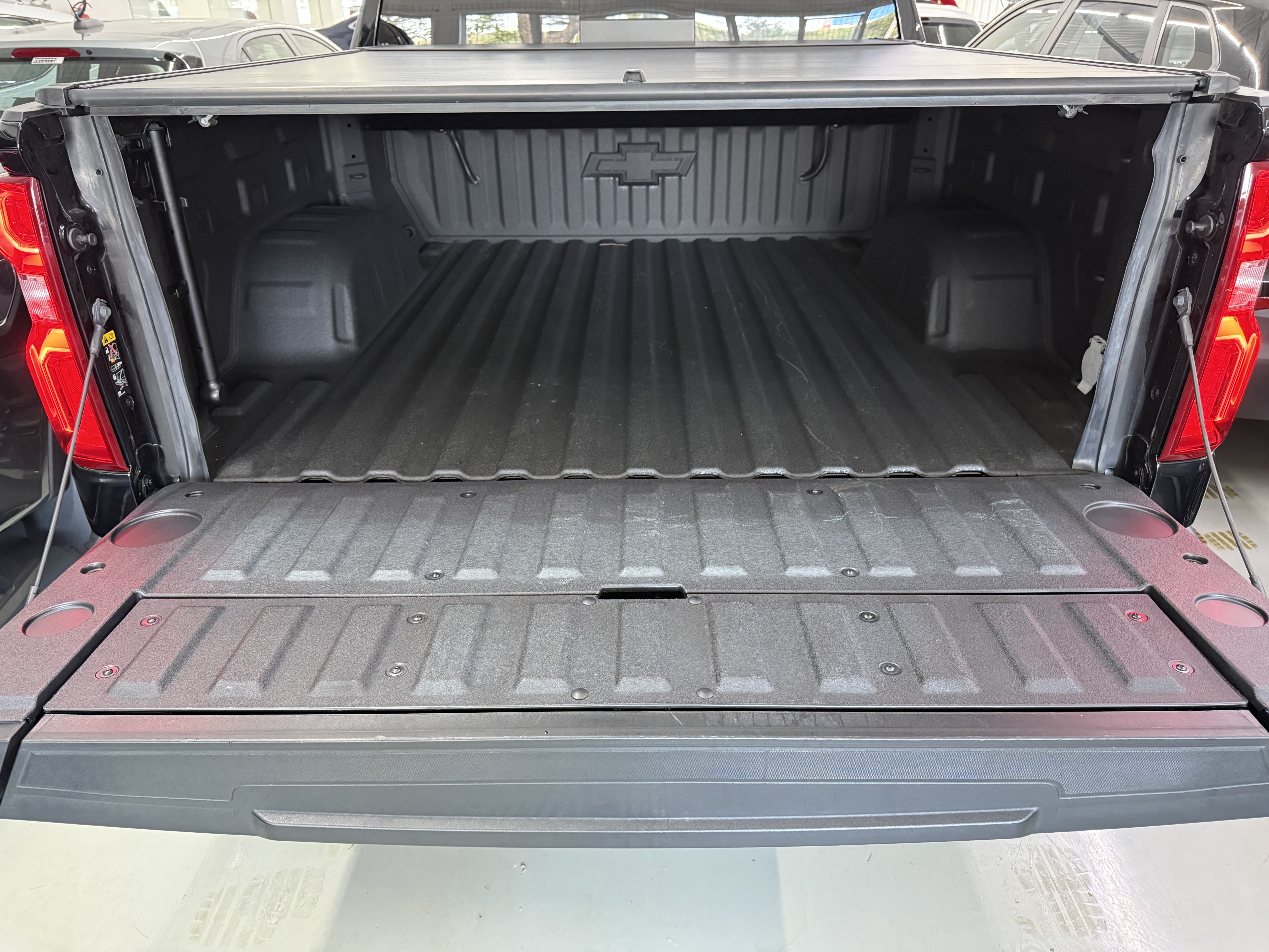 SILVERADO 5.3 V8 GASOLINA 1500 HIGH COUNTRY 4X4 AUTOMÁTICO19