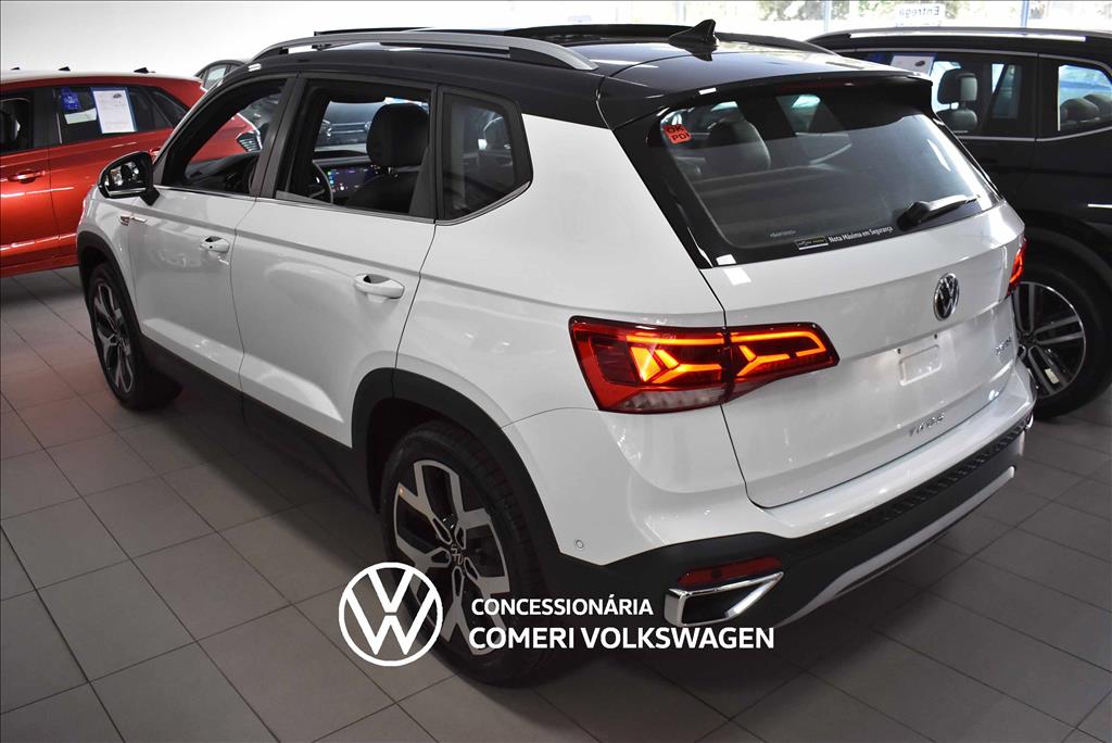 TAOS 1.4 250 TSI TOTAL FLEX HIGHLINE AUTOMÁTICO