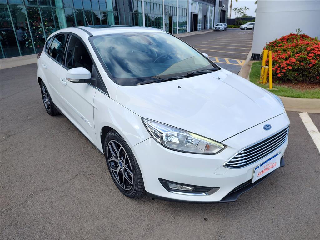 FOCUS 2.0 TITANIUM FASTBACK 16V FLEX 4P POWERSHIFT FOCUS 2.0 TITANIUM FASTBACK 16V FLEX 4P POWERSHIFT