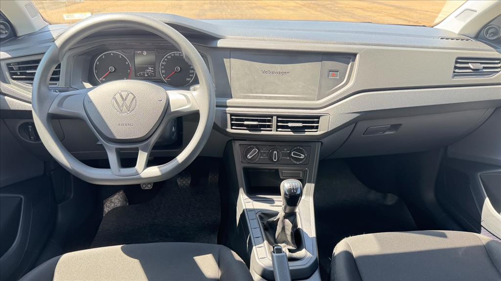 POLO 1.0 MPI TRACK MANUAL11