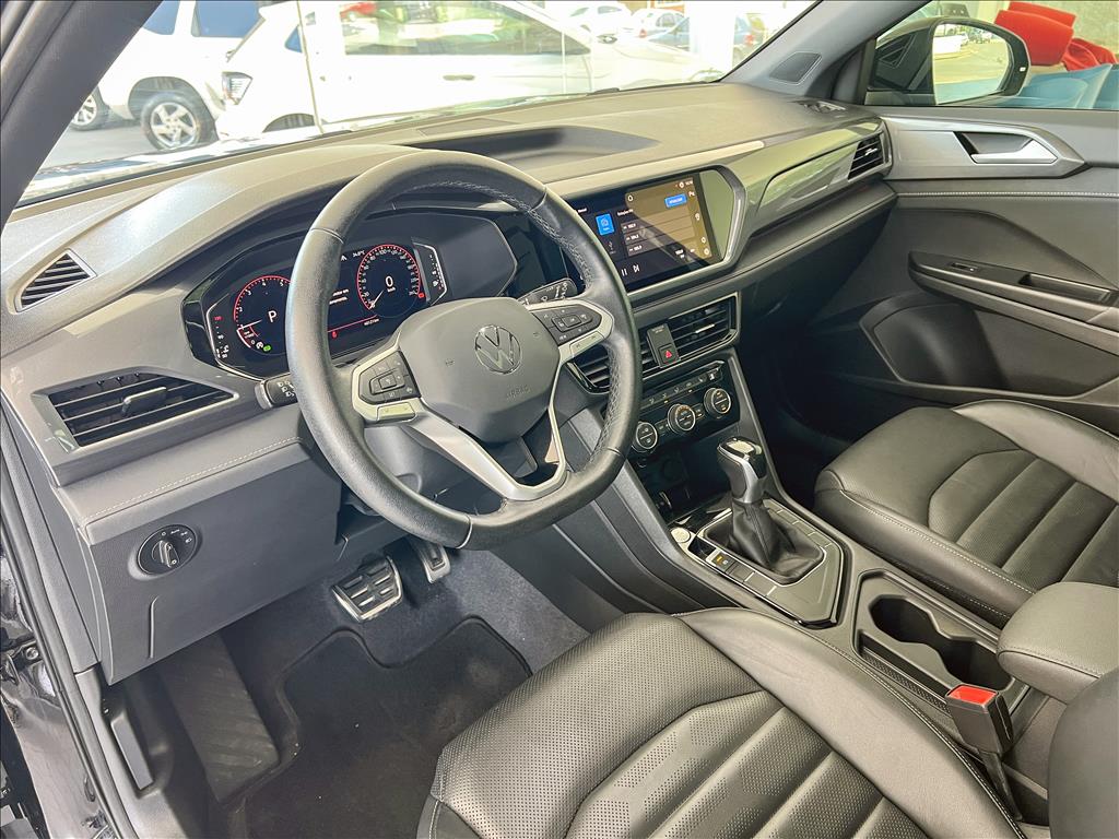 TAOS 1.4 250 TSI TOTAL FLEX HIGHLINE AUTOMÁTICO12