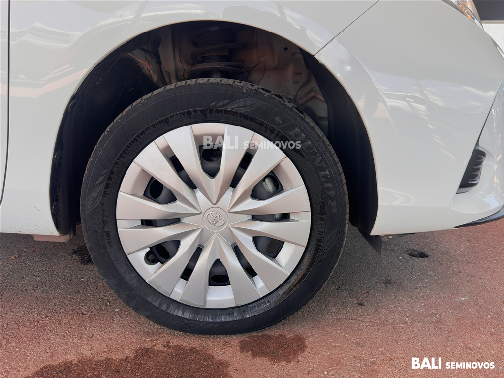 YARIS 1.5 16V FLEX SEDAN XL LIVE MULTIDRIVE15