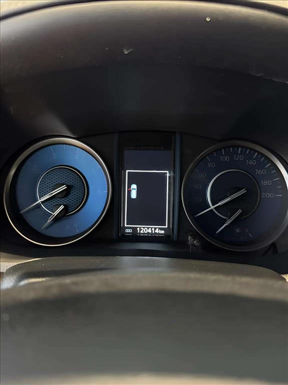 HILUX SW4 2.8 D-4D TURBO DIESEL SRX 7L 4X4 AUTOMÁTICO6