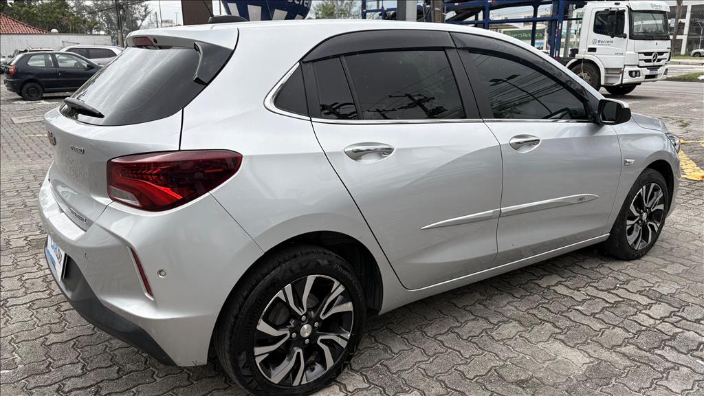 ONIX 1.0 TURBO FLEX PREMIER AUTOMÁTICO4