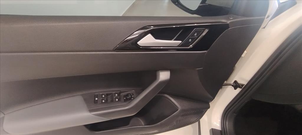 NIVUS 1.0 200 TSI TOTAL FLEX HIGHLINE AUTOMÁTICO12