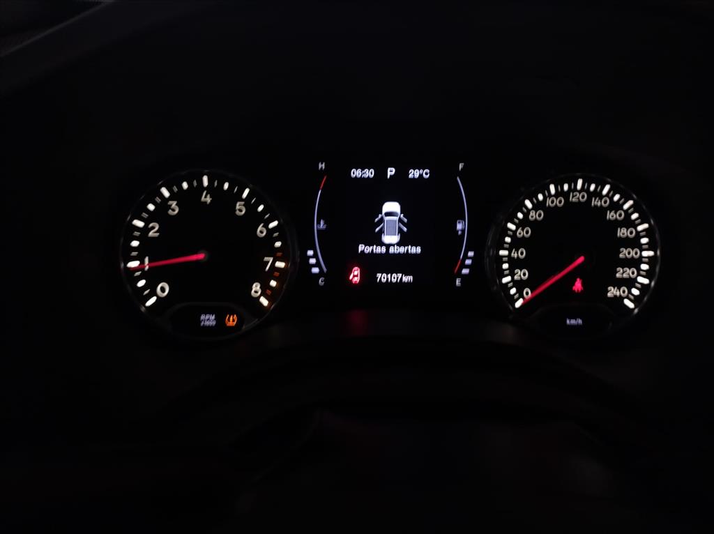 RENEGADE 1.8 16V FLEX LONGITUDE 4P AUTOMÁTICO10