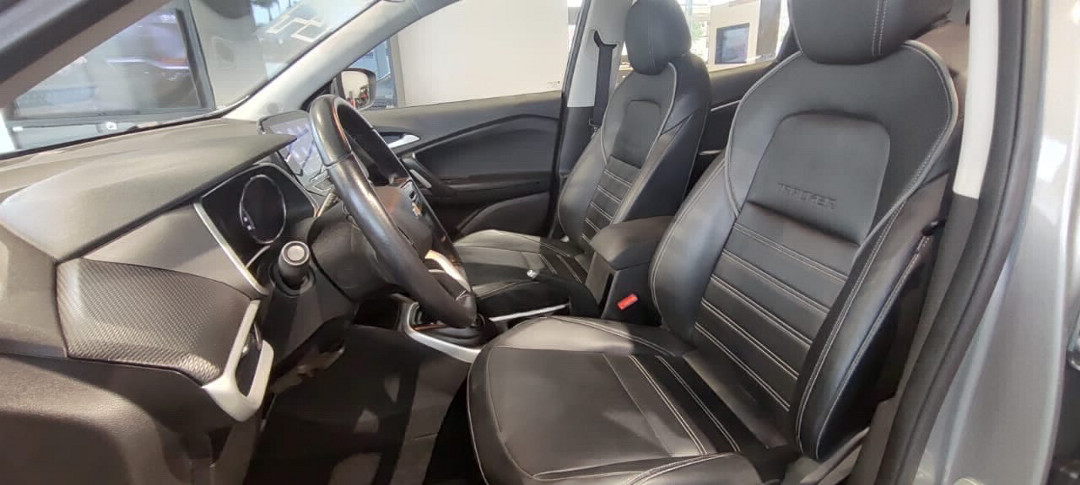 TRACKER 1.0 TURBO FLEX LTZ AUTOMÁTICO9