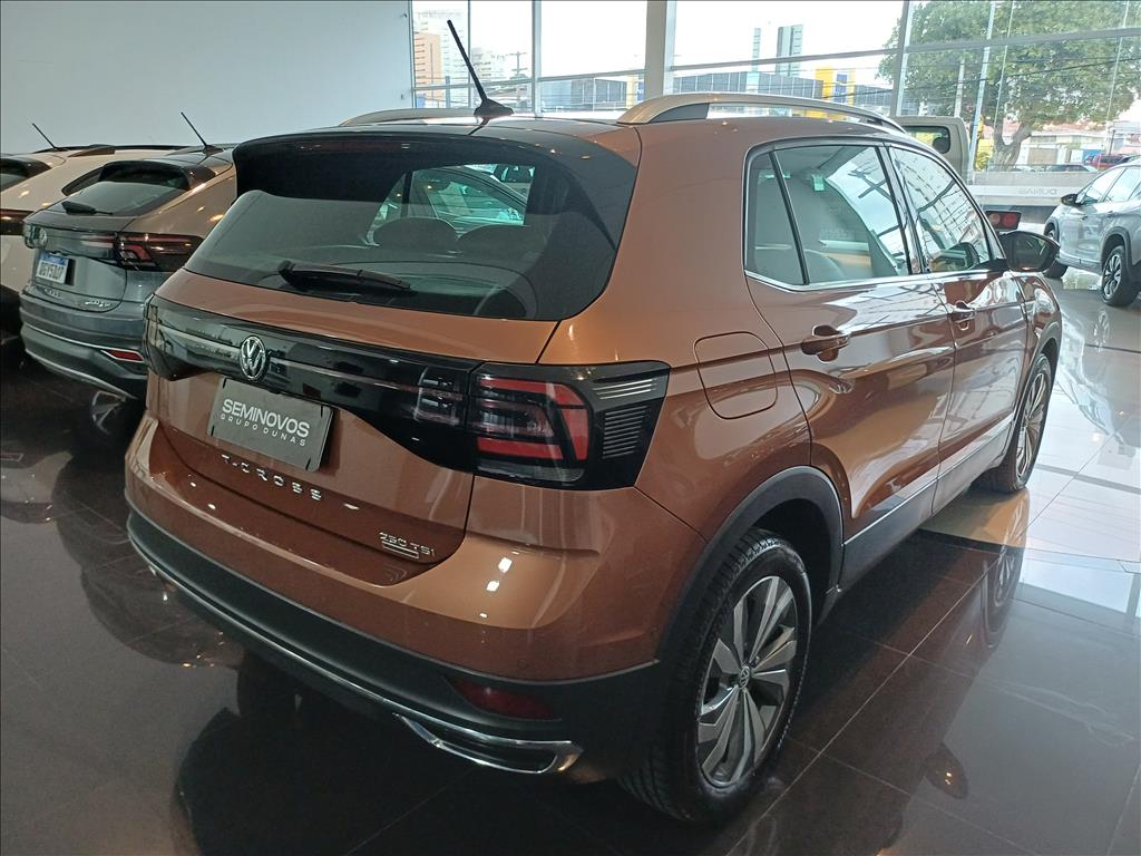 T-CROSS 1.4 250 TSI TOTAL FLEX HIGHLINE AUTOMÁTICO