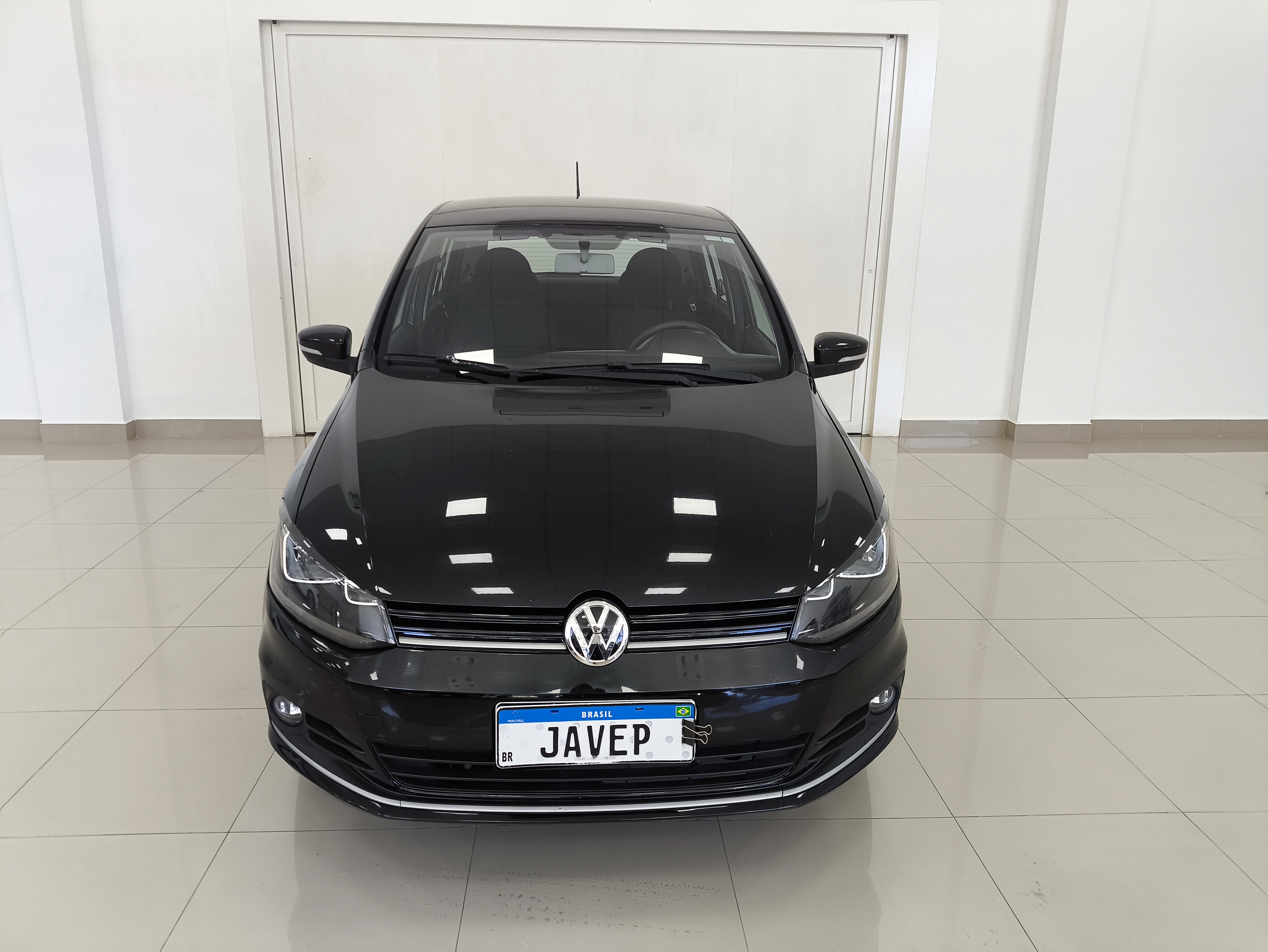 VW - Volkswagen-FOX-1.6 MSI TOTAL FLEX CONNECT 4P MANUAL