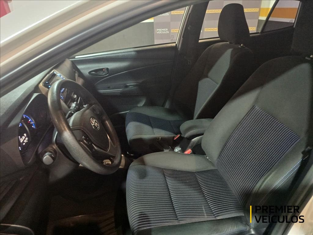 YARIS 1.3 16V FLEX XL LIVE MULTIDRIVE6