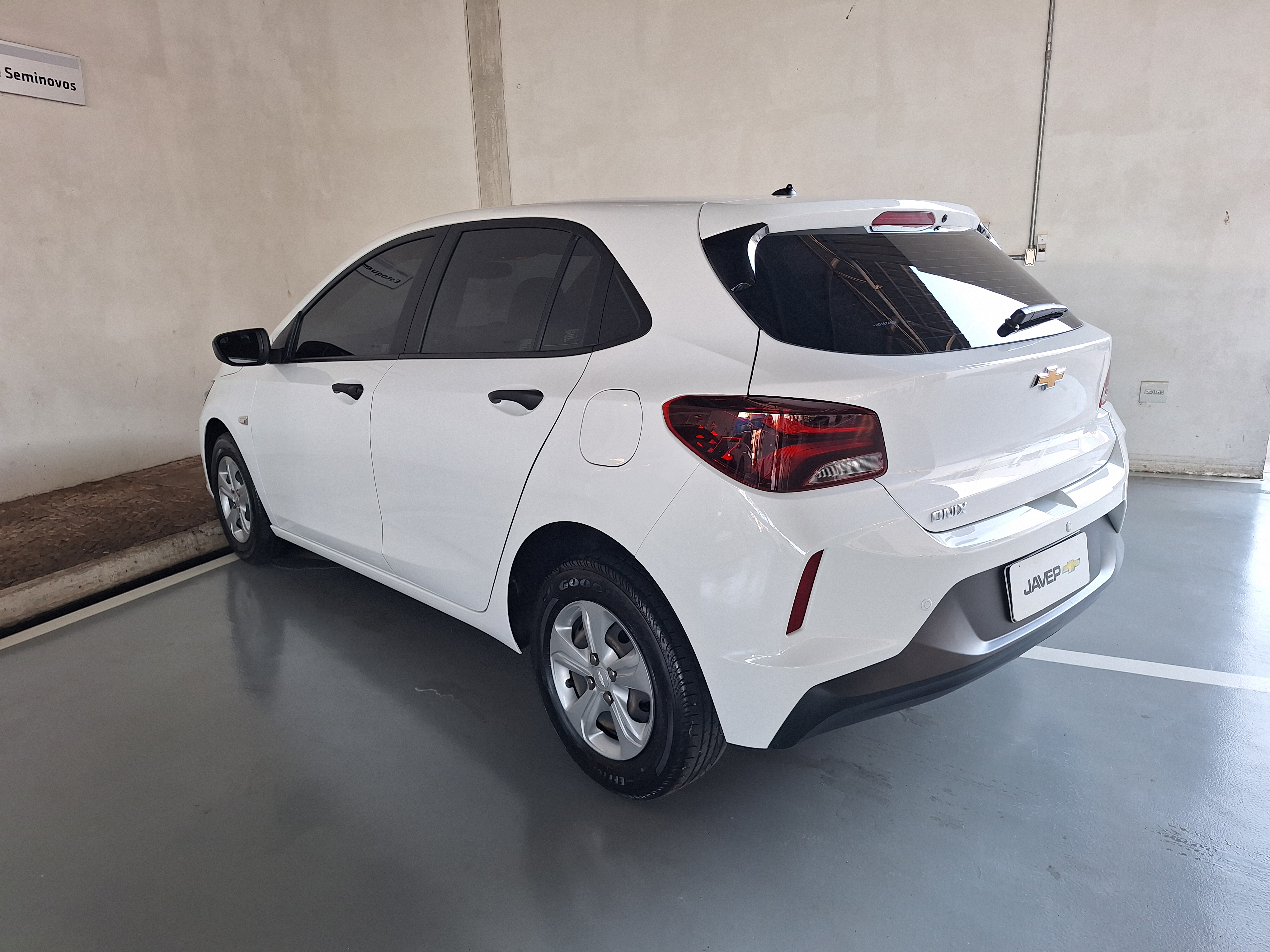 Chevrolet Onix 1.0 Flex Manual - foto 6