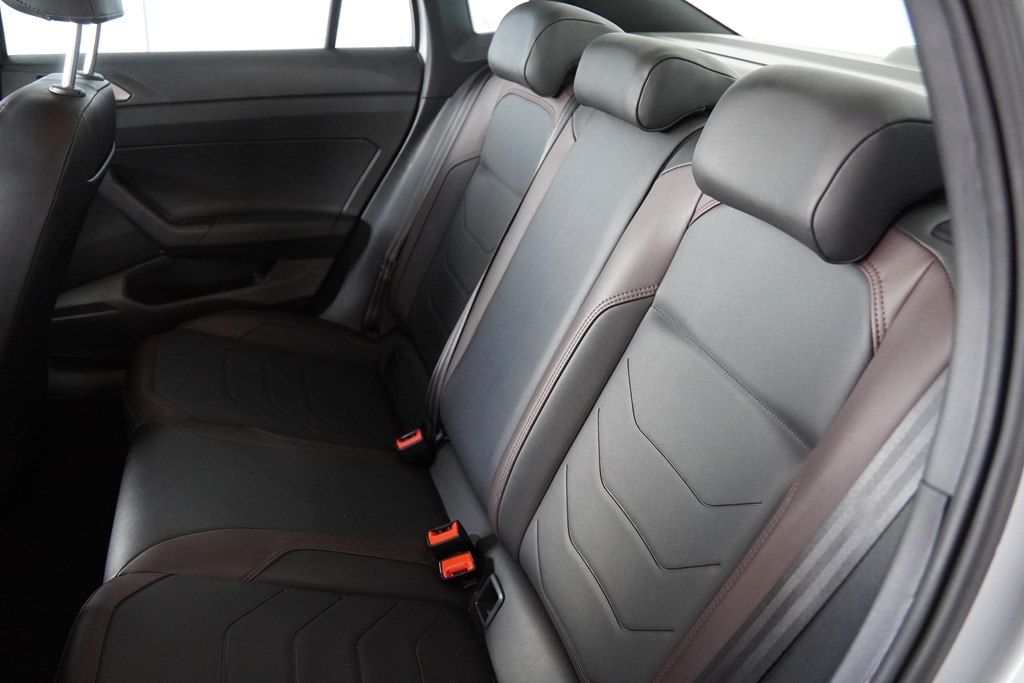 VIRTUS 1.0 200 TSI HIGHLINE AUTOMÁTICO6
