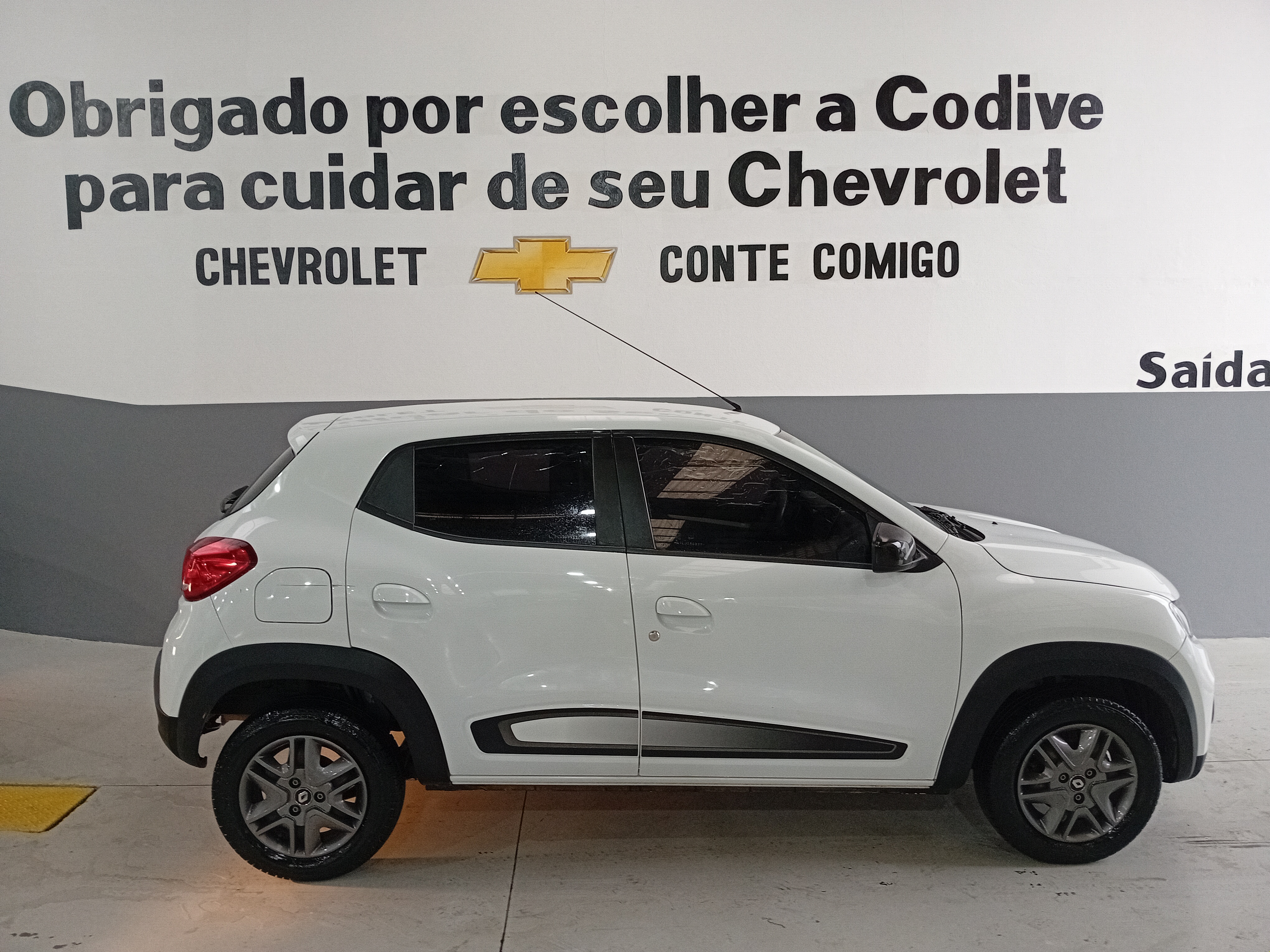 KWID 1.0 12V SCE FLEX INTENSE MANUAL17