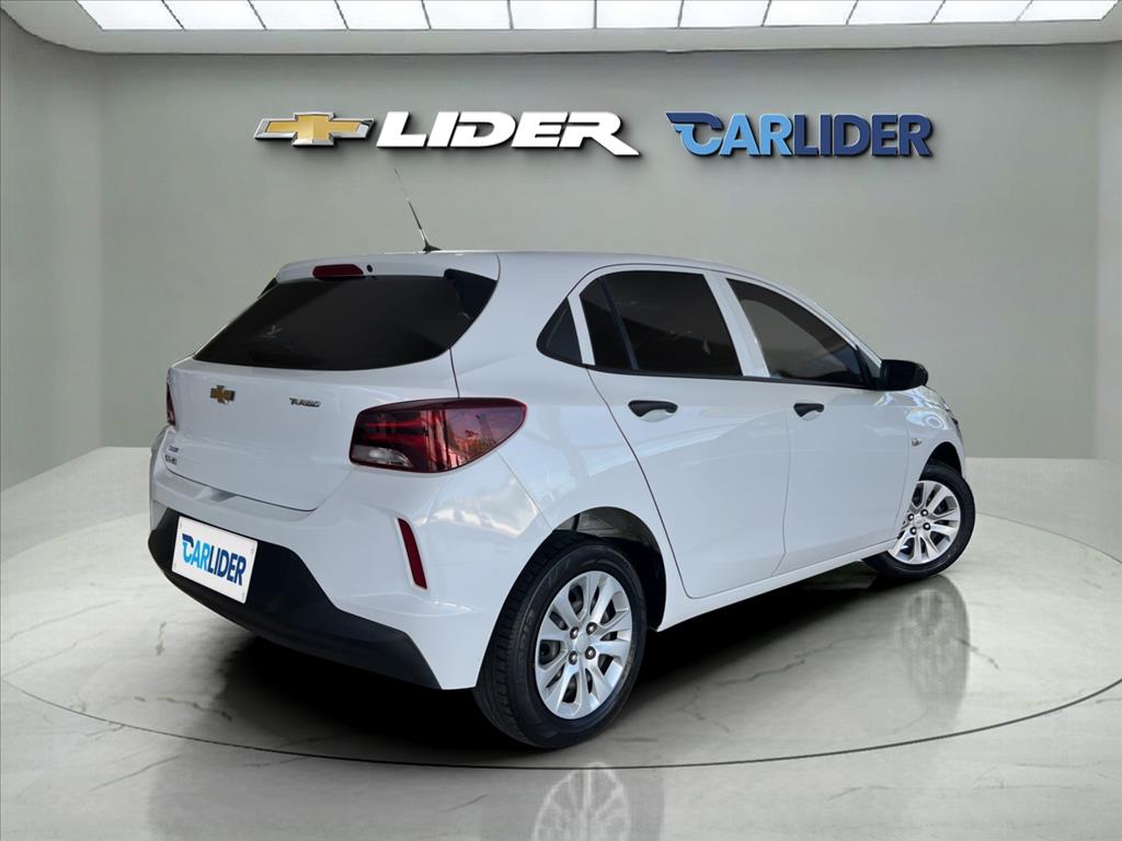 ONIX 1.0 TURBO FLEX AUTOMÁTICO5