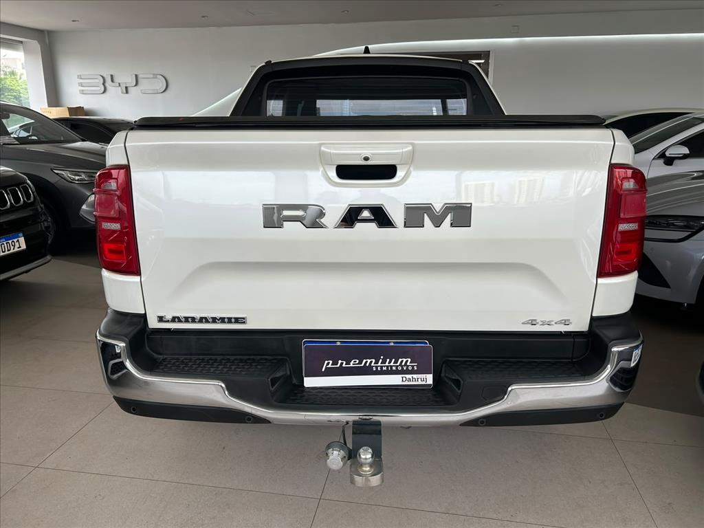 RAMPAGE 2.0 TURBO DIESEL LARAMIE 4X4 AUTOMÁTICO4