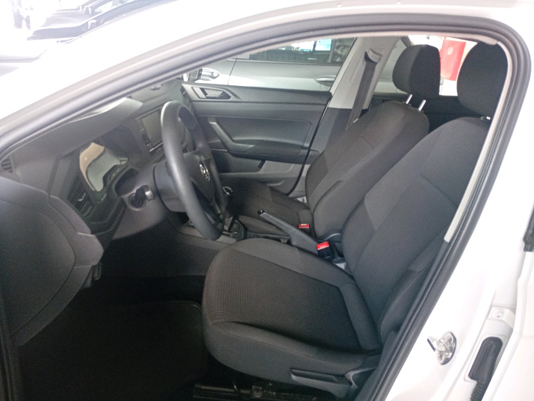 Volkswagen Polo 1.6 MSI Total Flex Manual - foto 10