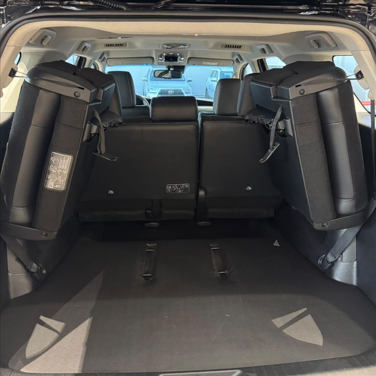 HILUX SW4 2.8 D-4D TURBO DIESEL SRX 7L 4X4 AUTOMÁTICO7