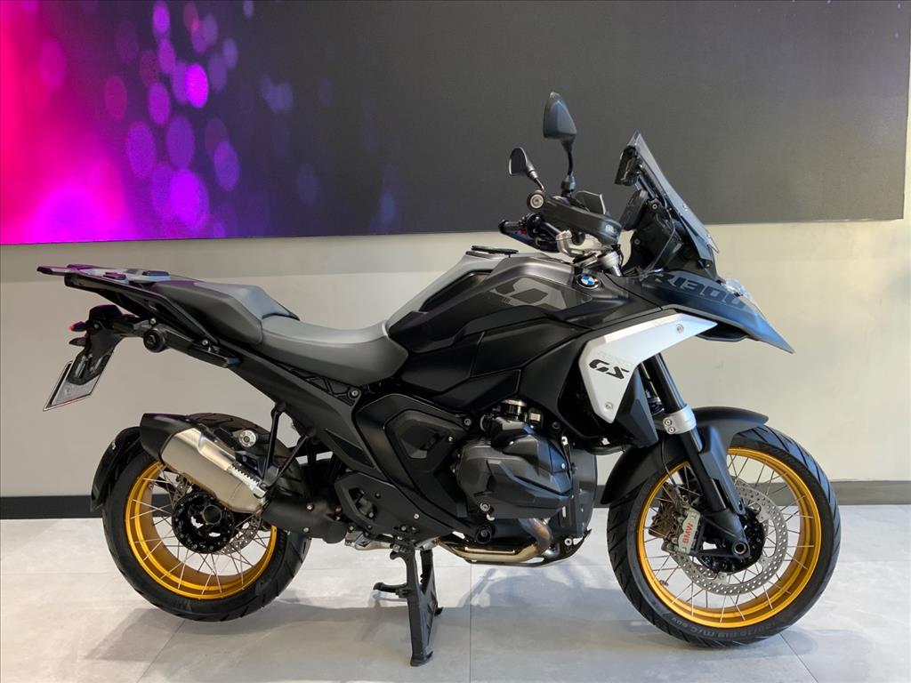 1300 GS TRIPLE BLACK