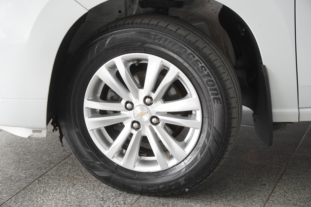 SPIN 1.8 LT 8V FLEX 4P AUTOMÁTICO4