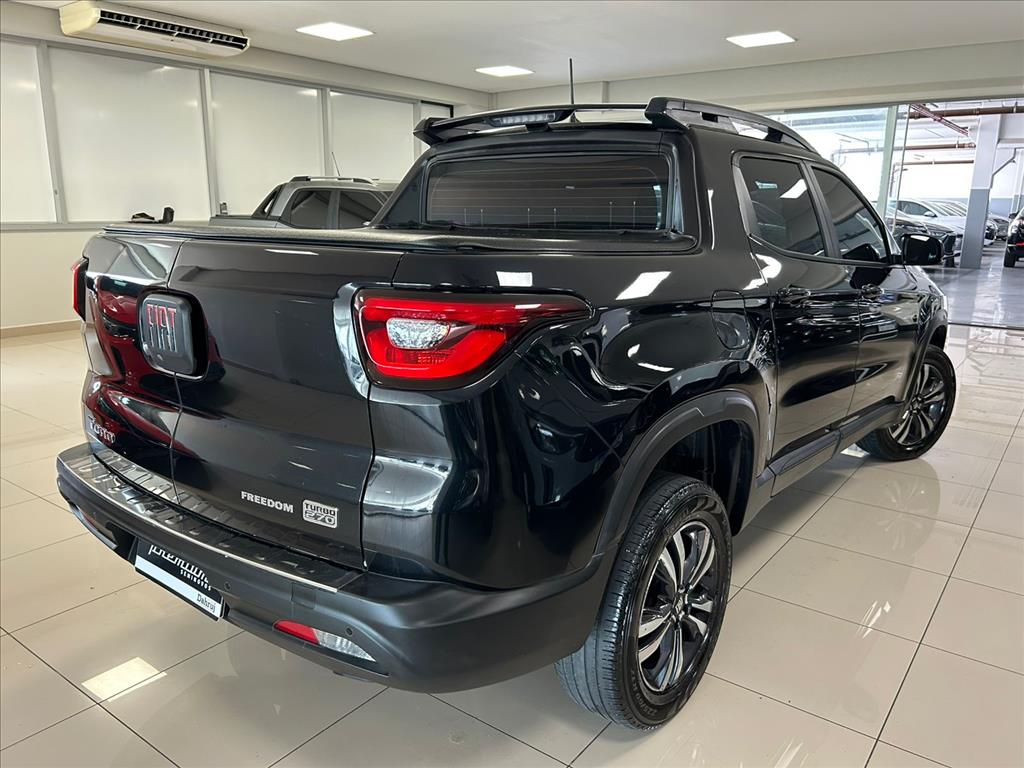 TORO 1.3 TURBO 270 FLEX FREEDOM AT65