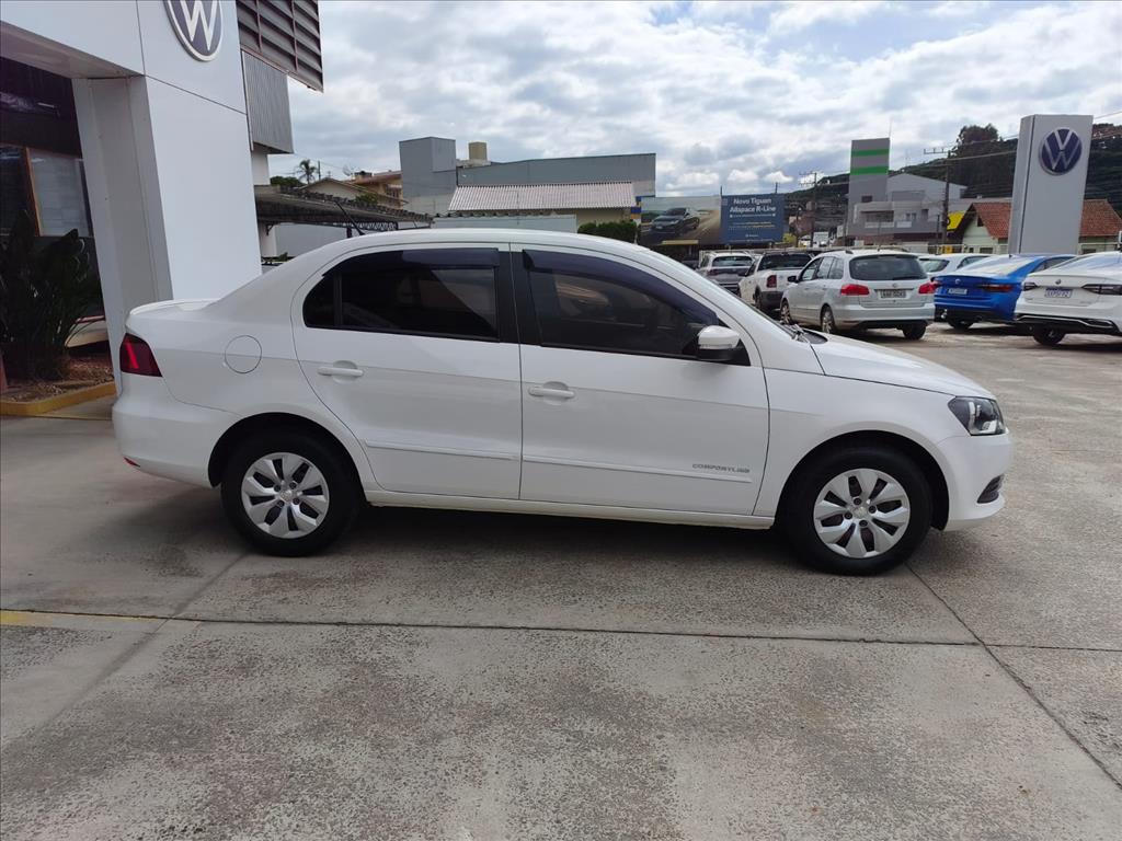 VOYAGE 1.0 MI COMFORTLINE 8V FLEX 4P MANUAL5
