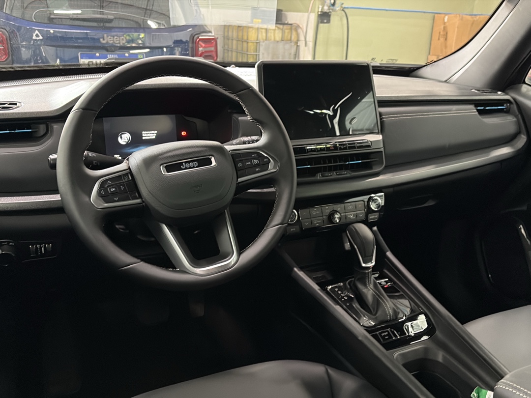 RENEGADE 1.3 T270 TURBO MHEV LONGITUDE AT68