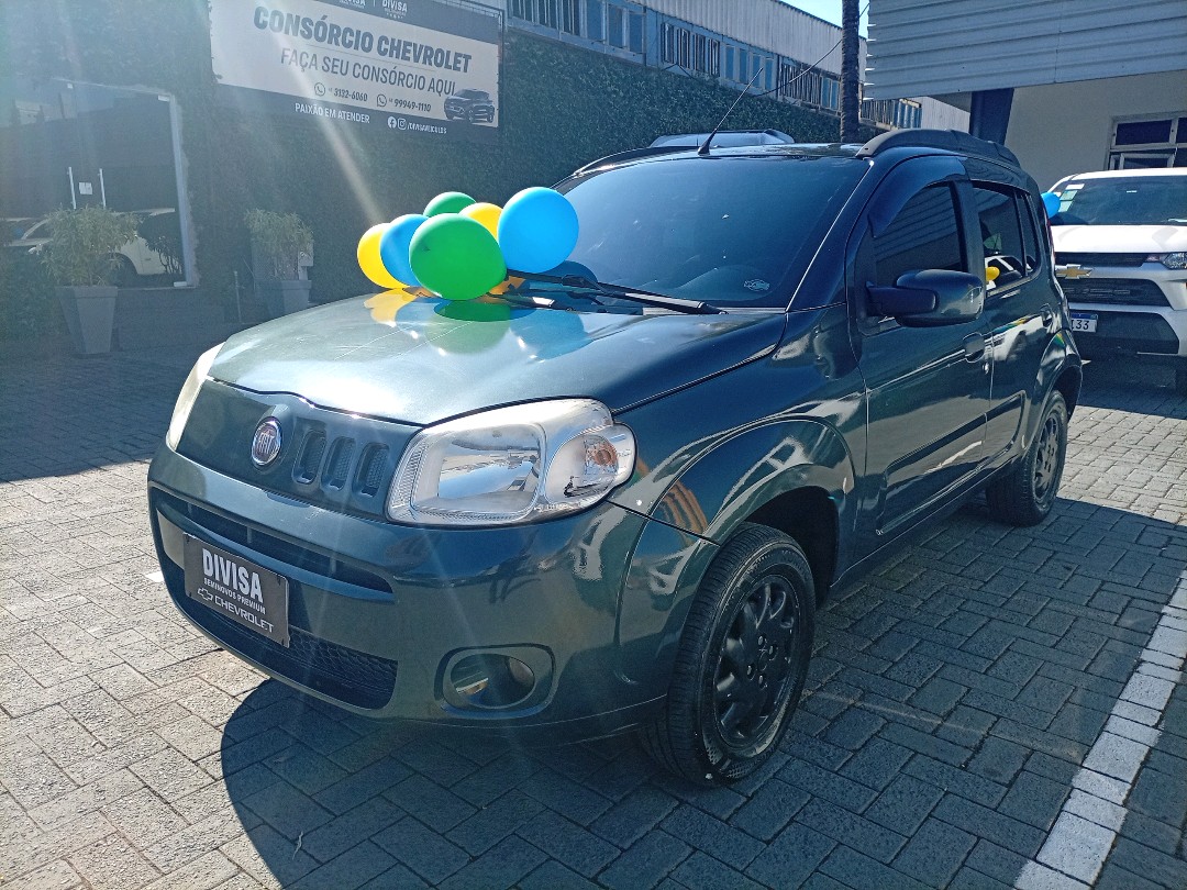 FIAT UNO 1.0 VIVACE 8V FLEX 4P MANUAL