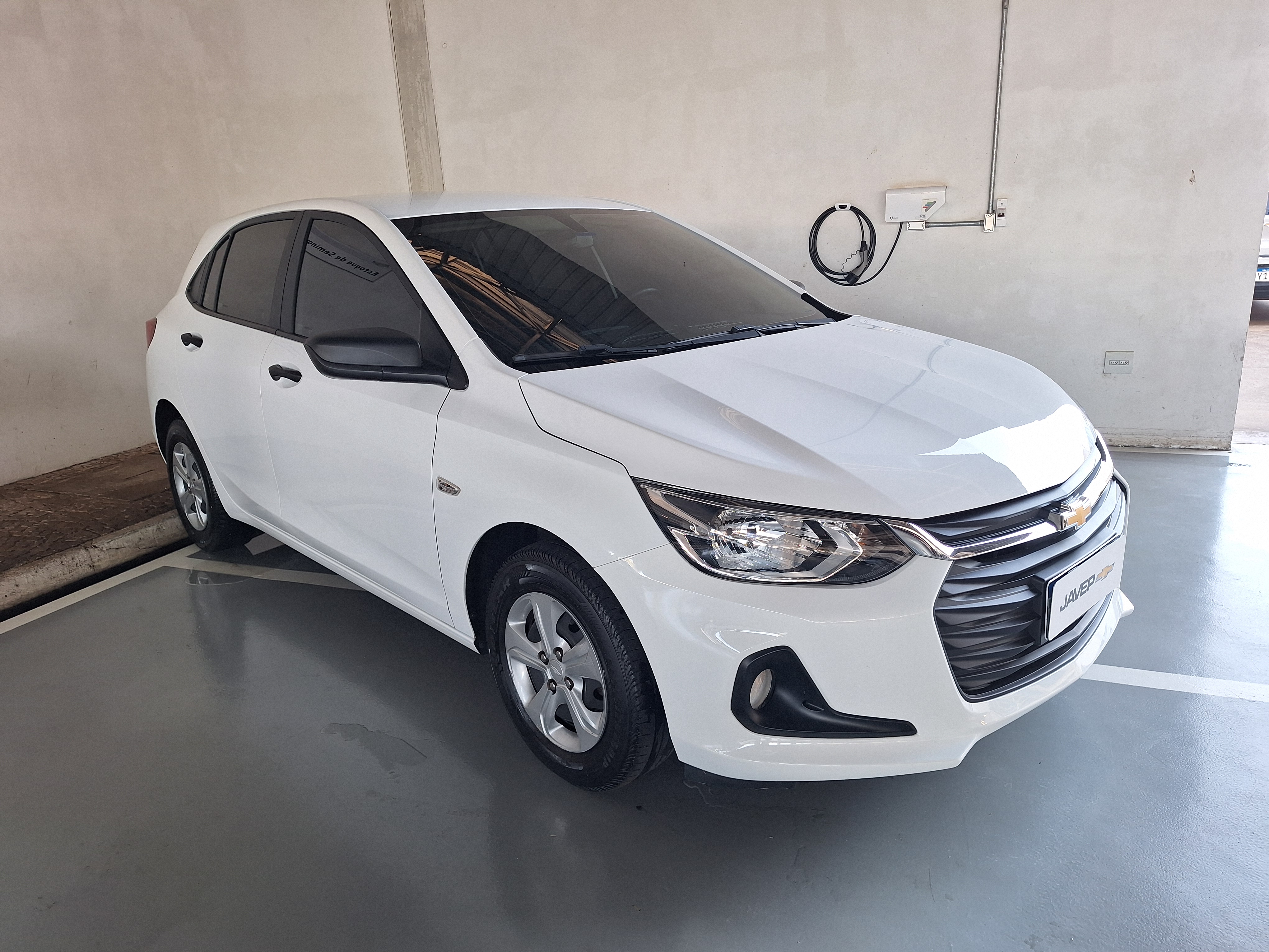 Chevrolet Onix 1.0 Flex Manual - foto 3