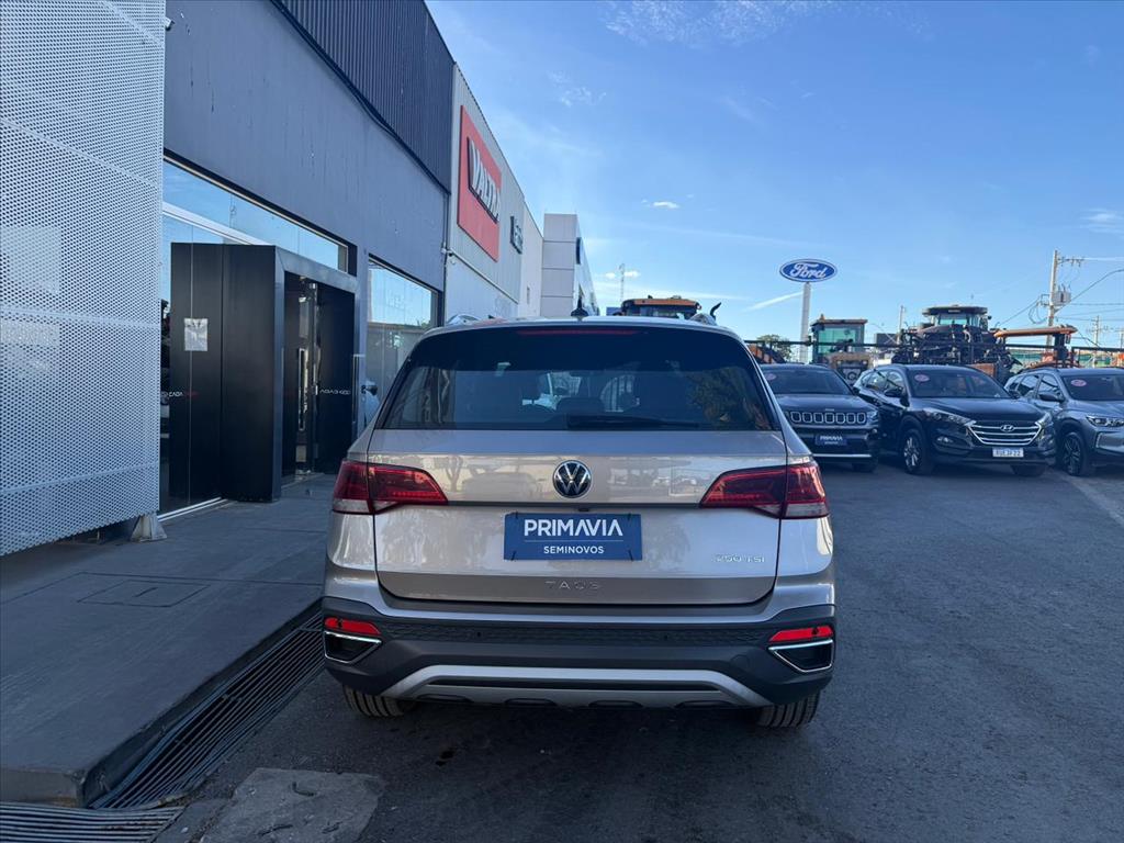 TAOS 1.4 250 TSI TOTAL FLEX HIGHLINE AUTOMÁTICO8