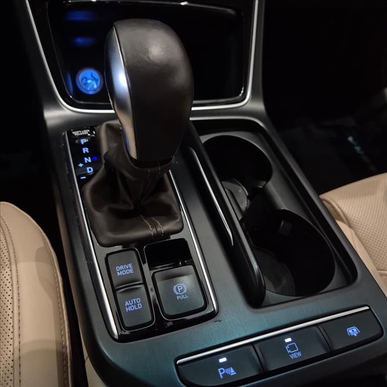 AZERA 3.0 V6 GDI GASOLINA AUTOMÁTICO9