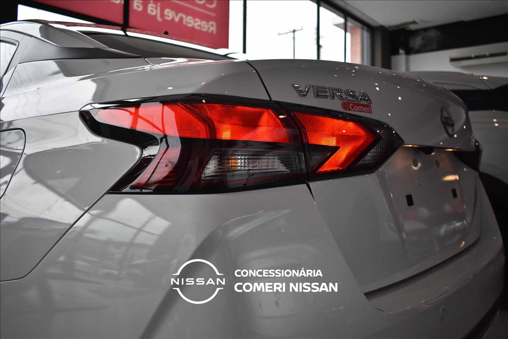 VERSA 1.6 16V FLEX ADVANCE XTRONIC18