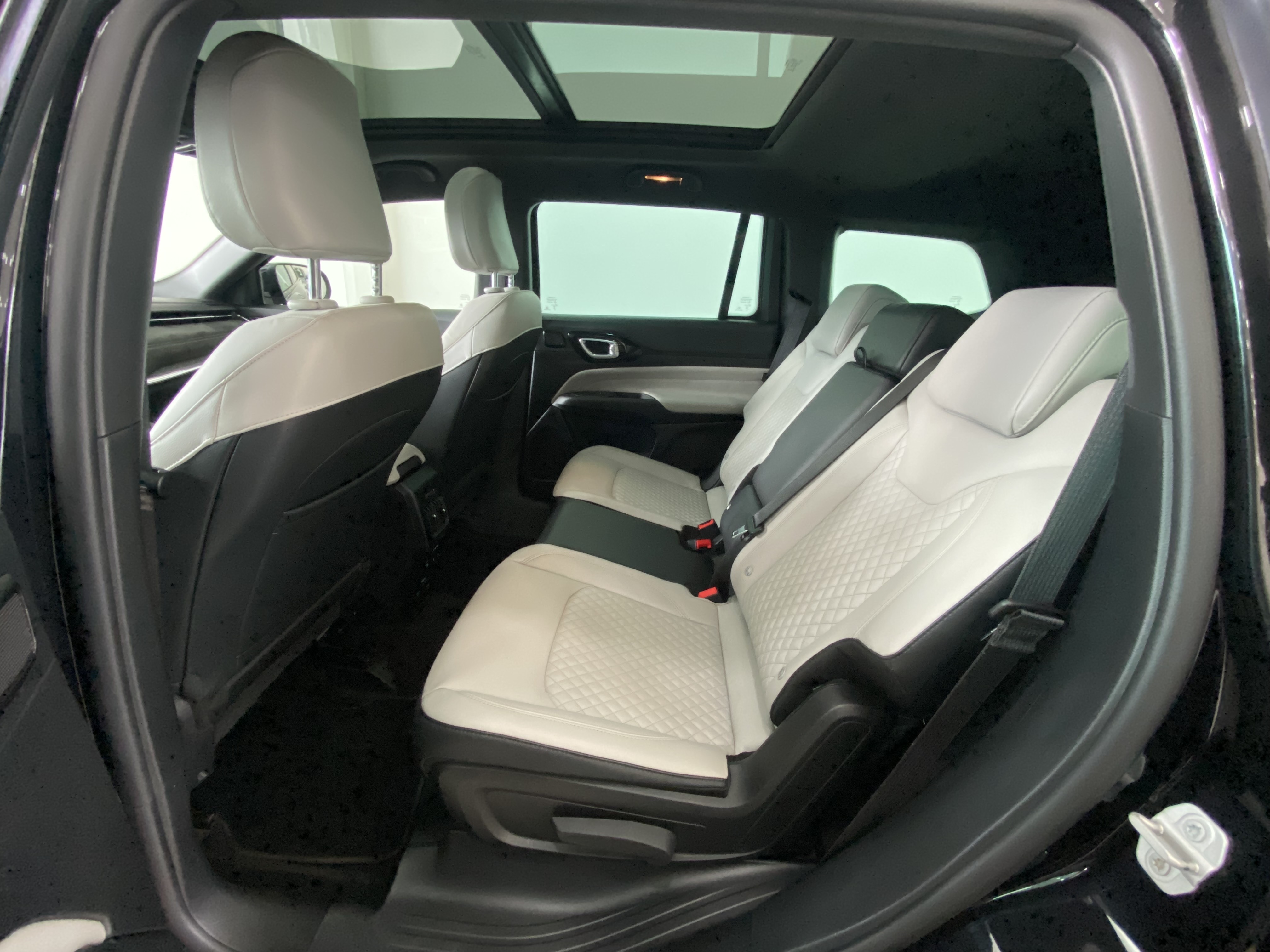 COMMANDER 1.3 T270 TURBO FLEX OVERLAND AT66