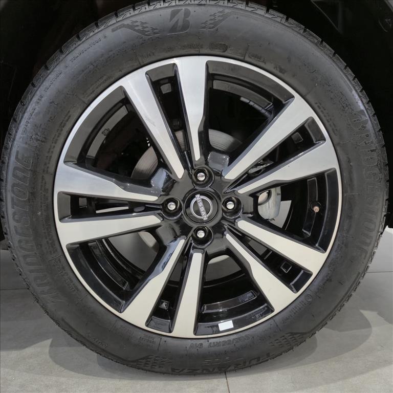 KICKS PLAY 1.6 16V FLEXSTART ADVANCE PLUS XTRONIC14