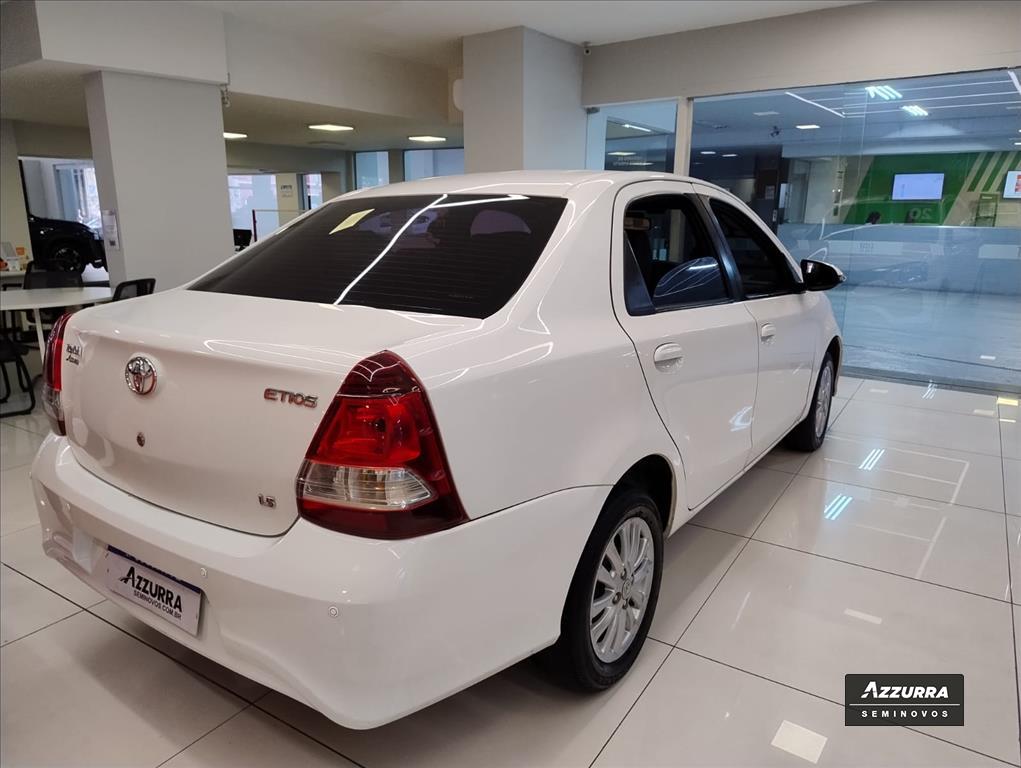 ETIOS 1.5 X PLUS SEDAN 16V FLEX 4P AUTOMÁTICO7