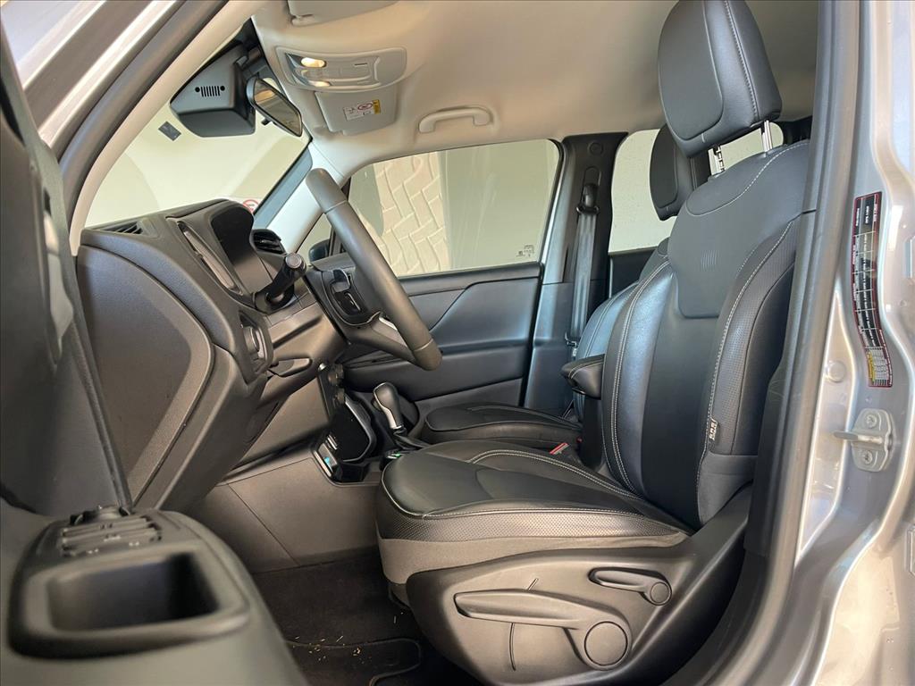 RENEGADE 1.3 T270 TURBO FLEX LONGITUDE AT64