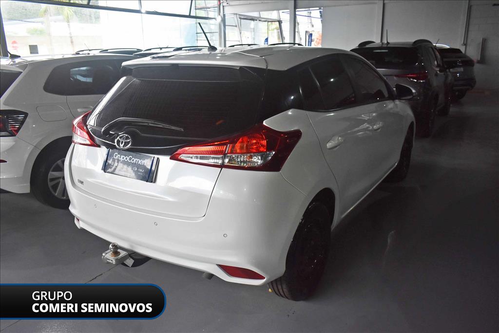 YARIS 1.3 16V FLEX XL LIVE MULTIDRIVE1