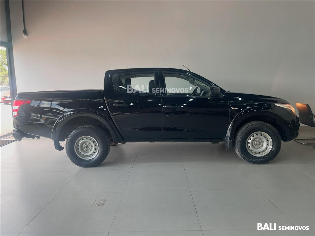 L200 TRITON 2.4 16V TURBO DIESEL SPORT GLS CD 4P 4X4 AUTOMÁTICO5