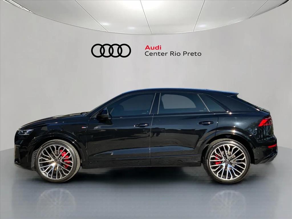 Audi-Q8-3.0 TFSI GASOLINA PERFORMANCE BLACK QUATTRO TIPTRONIC